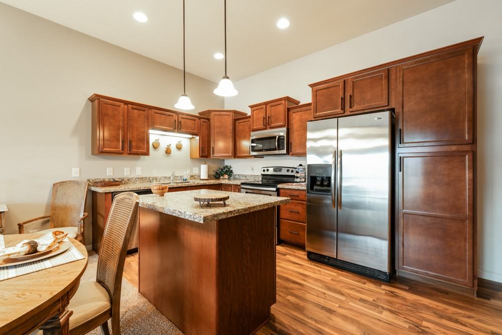 2304 Marina Rd Se #1 - Photo 3 of 19