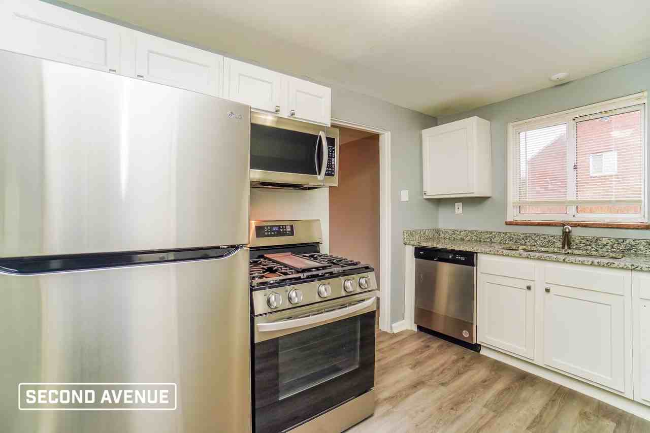 5728 Brinley Dr - Photo 7 of 23