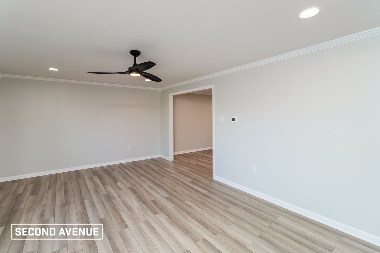 419 Cedar Dr - Photo 3 of 20