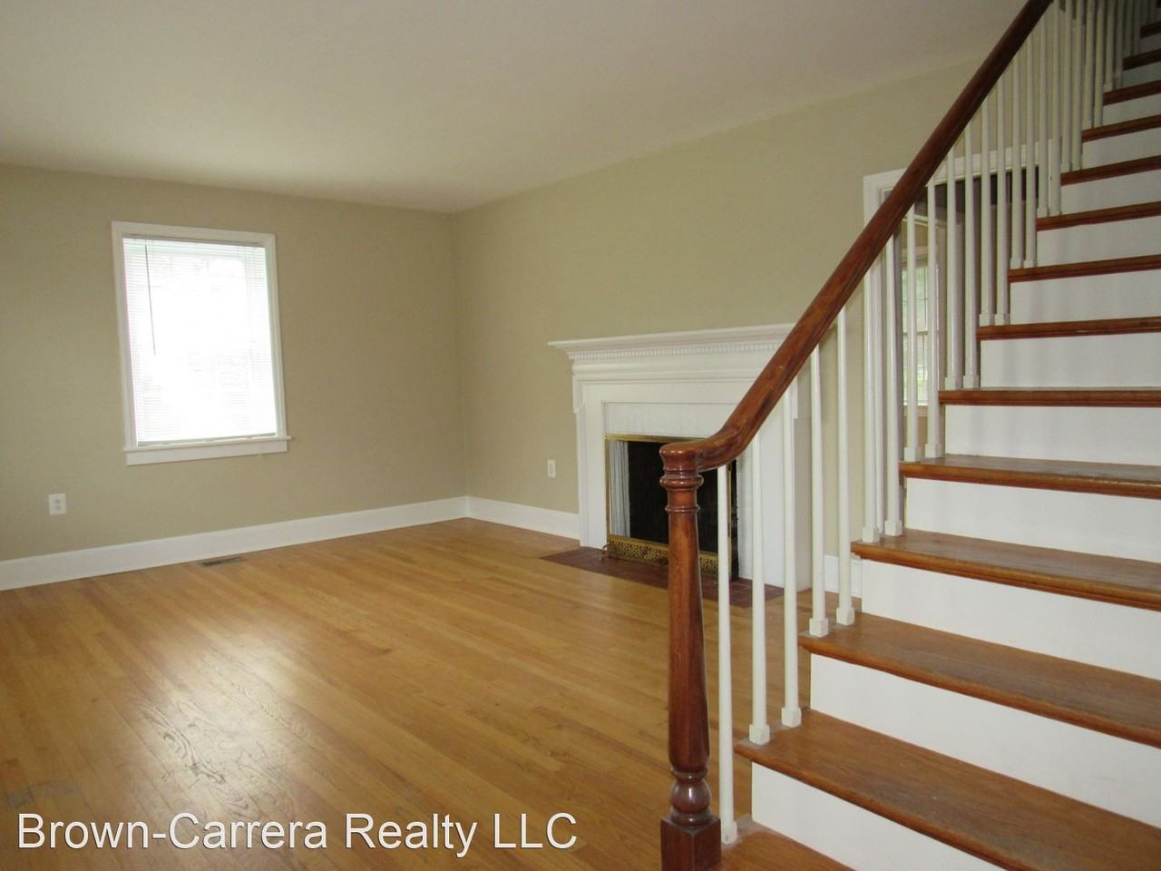 811 W Holly Ln - Photo 2 of 13