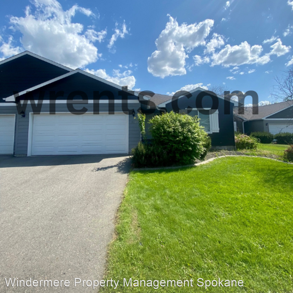 3814-3815 E 58th Lane - Photo 2 of 19