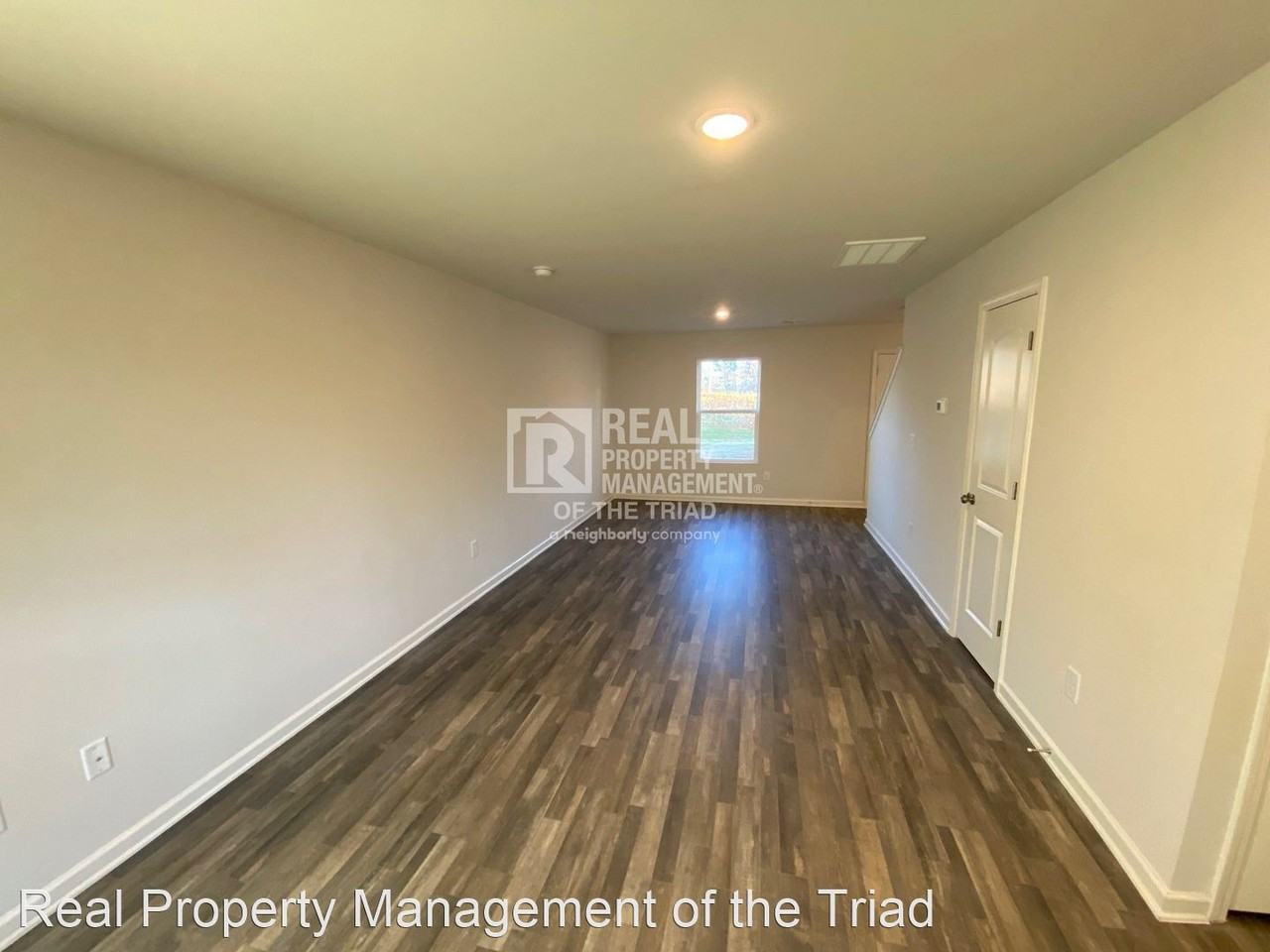 604 Quail Ln - Photo 2 of 19