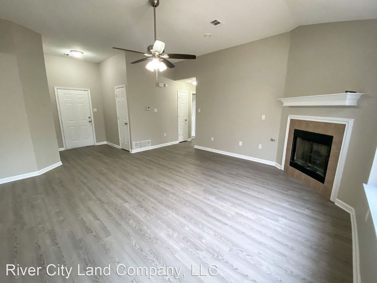 4381 Pecan Creek Cir - Photo 3 of 19