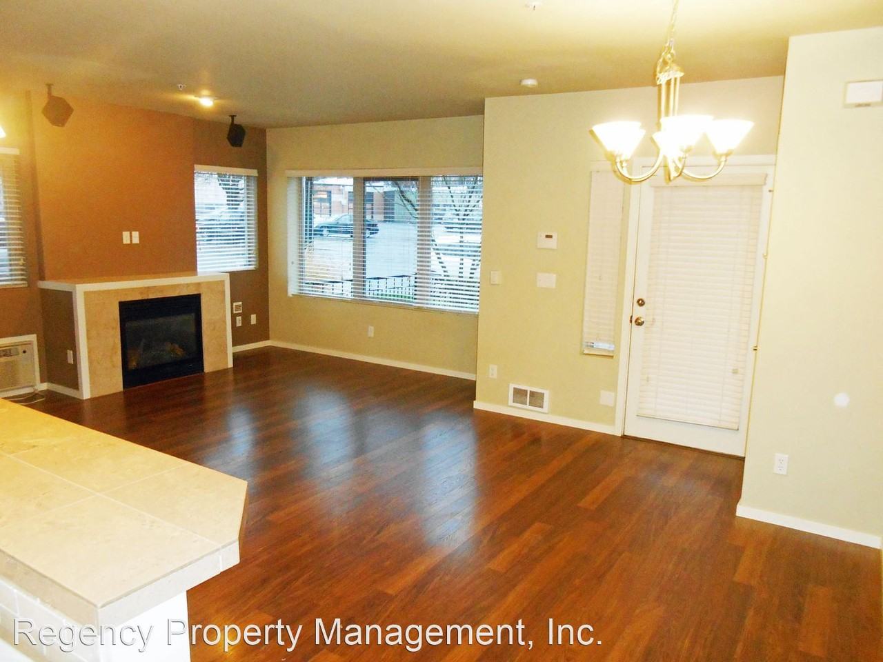 7502 N Burlington Ave - Photo 2 of 8