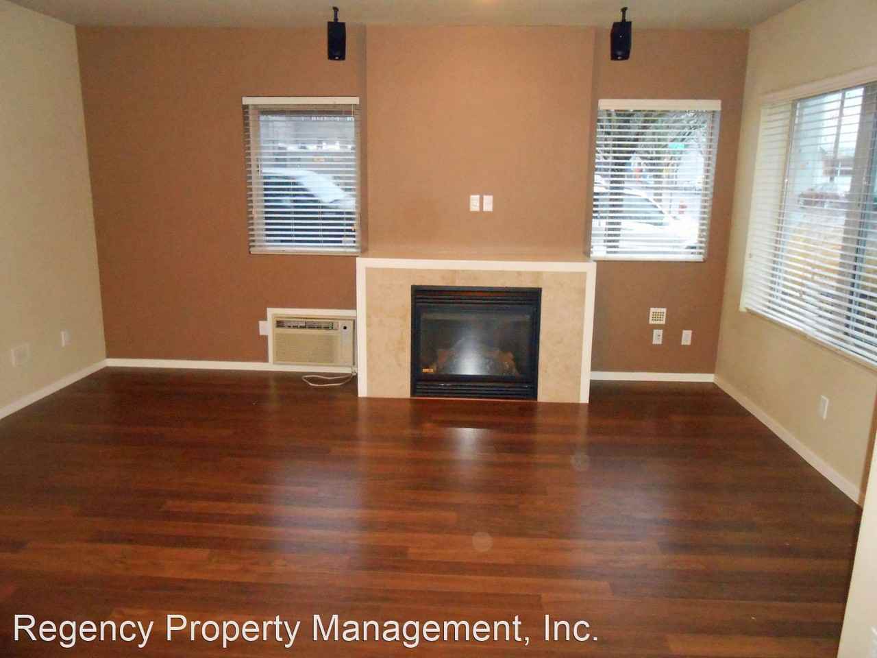 7502 N Burlington Ave - Photo 3 of 8