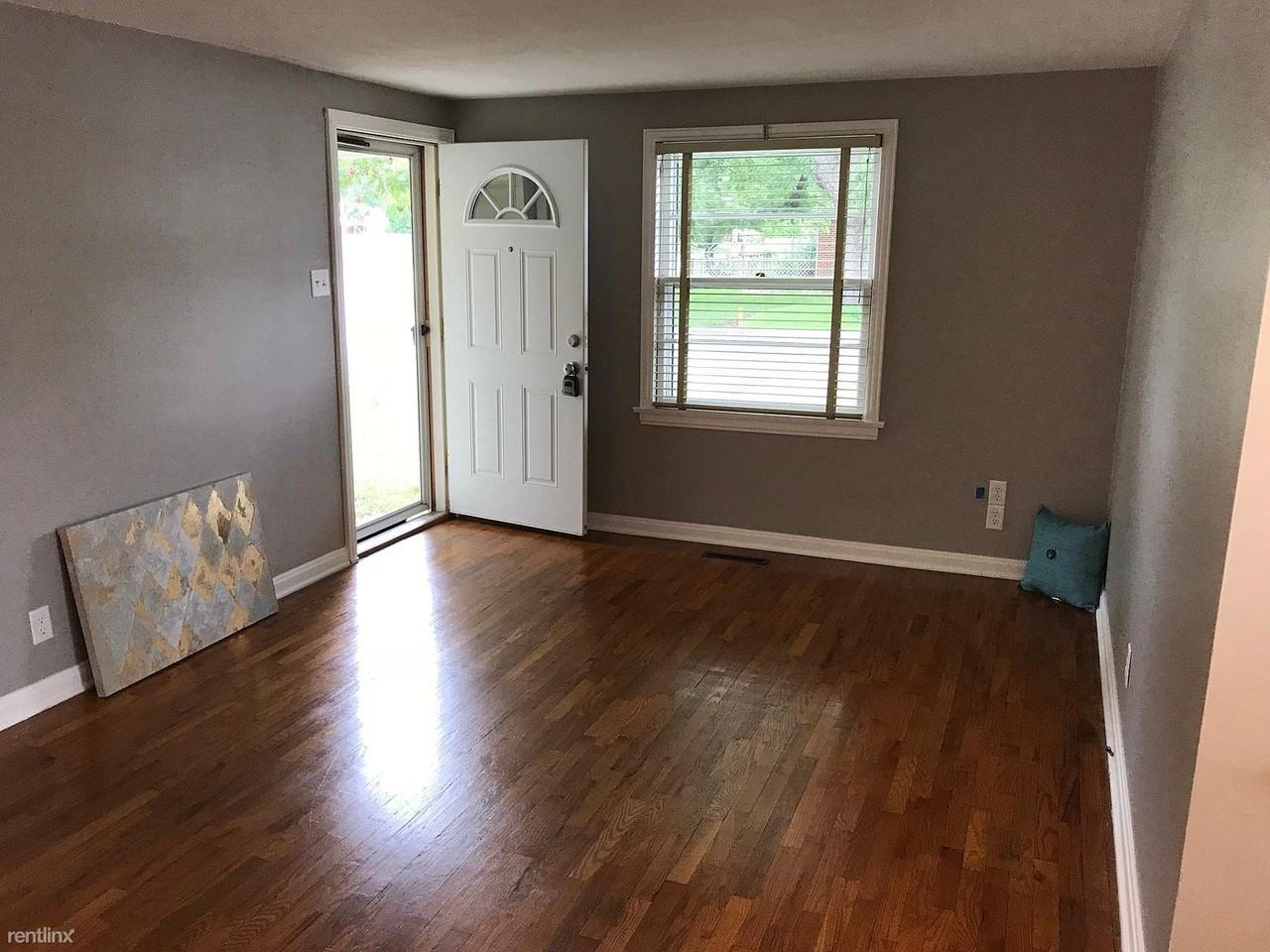 1706 N Garland St - Photo 3 of 21