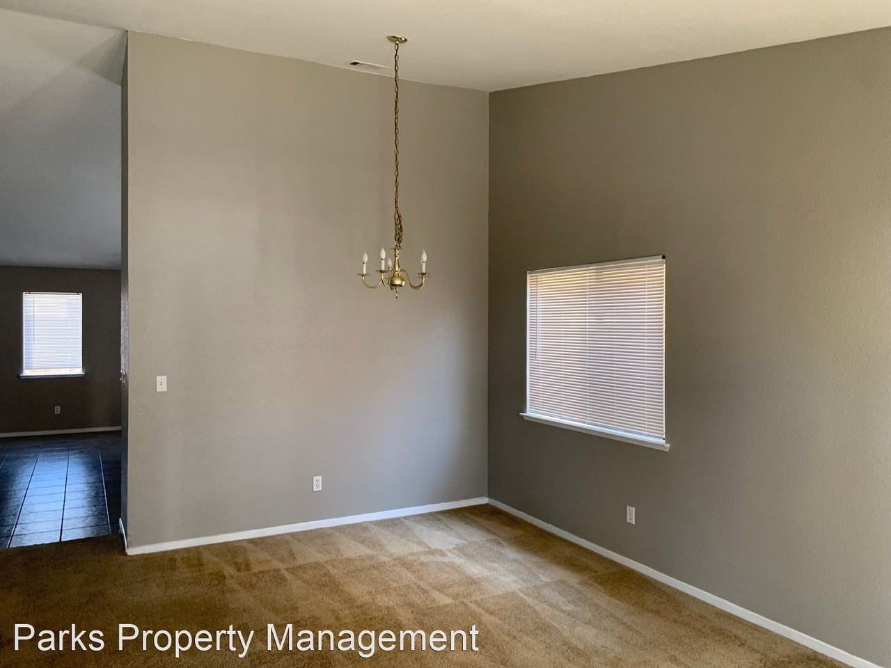 3534 Catalina Way - Photo 3 of 8