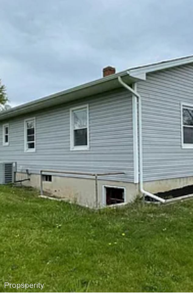 10800 Martinsburg Rd - Photo 2 of 16