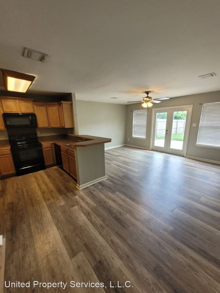 1506 Southport Blvd New Iberia 70560 - Photo 3 of 10