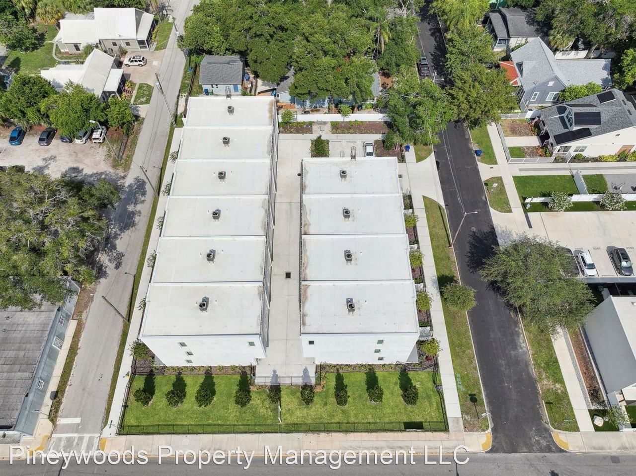 121 E Warren Avenue - Photo 2 of 50