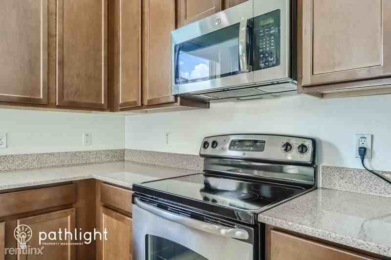 2534 Tanner Ter - Photo 3 of 16