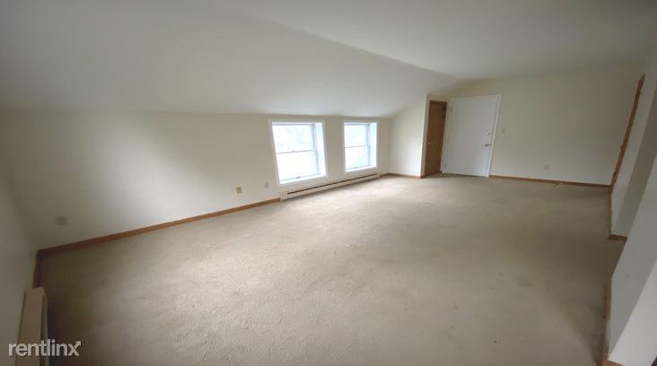 10 Elm St - Photo 2 of 9