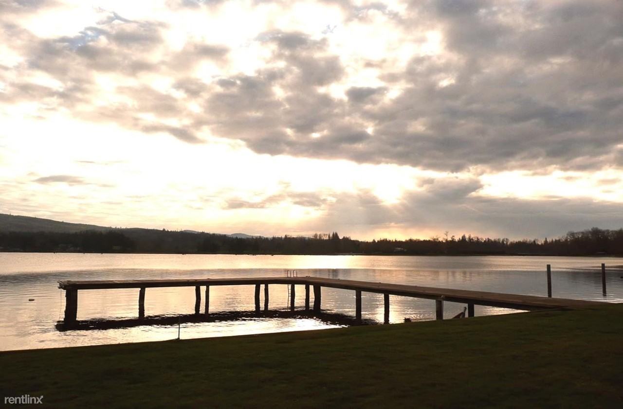 612 Northshore Dr - Photo 2 of 13