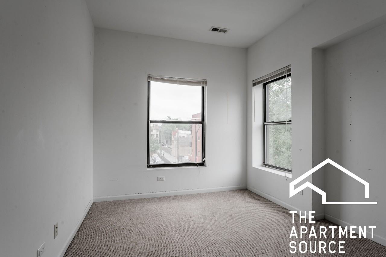 1212 W Foster Ave #3B - Photo 6 of 9