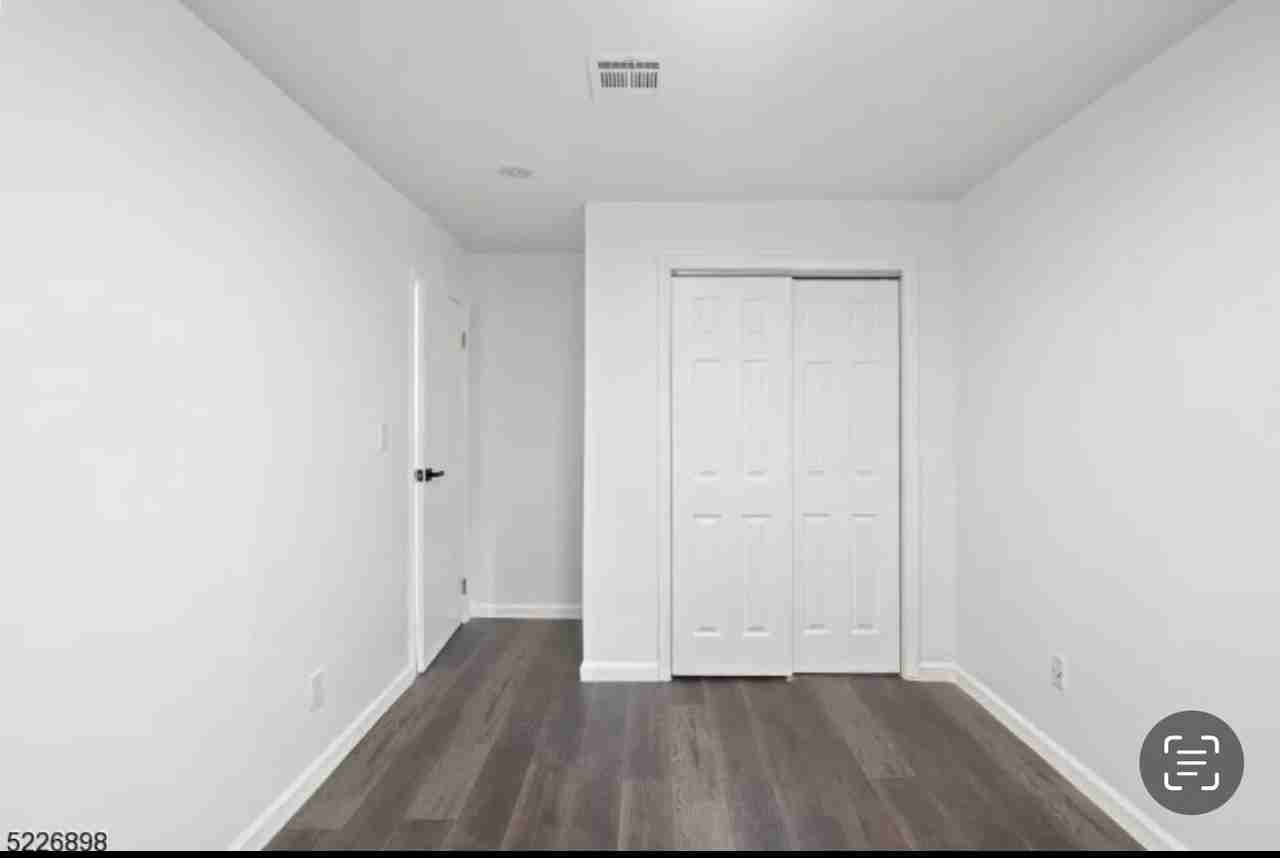 702 4th Avenue #1 - Photo 6 of 8