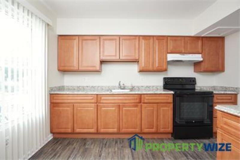 814 Showell Ct - Photo 2 of 18