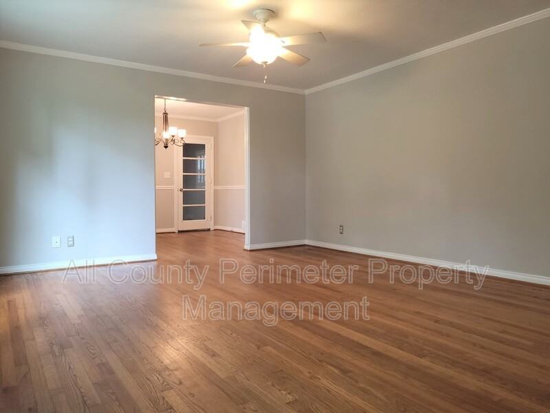 1706 Dyson Dr Ne - Photo 3 of 17
