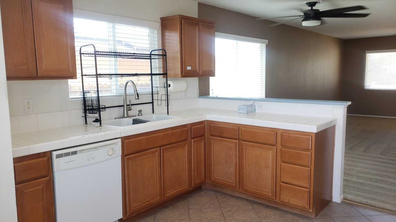 73470 Friendy Ave #1 - Photo 5 of 20