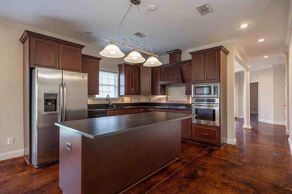 229 Stonegate Ln #NA - Photo 2 of 8