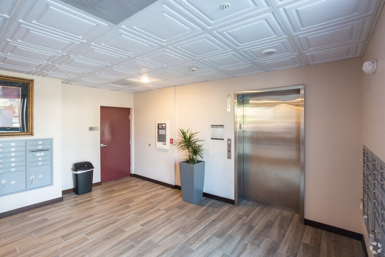 Summit on Woodman - Photo 5 of 8