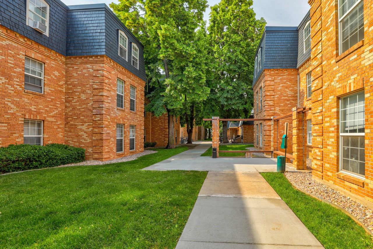 Eleven13 - Photo 3 of 39