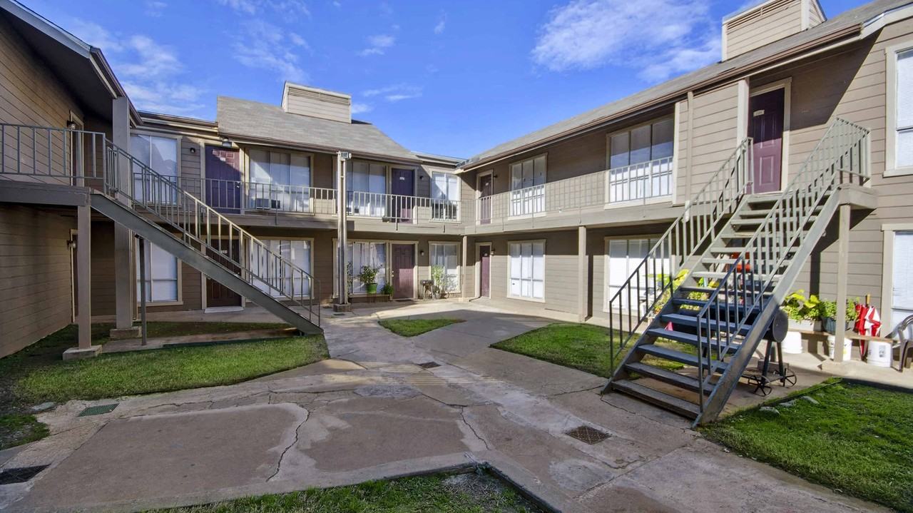 Andora - Photo 6 of 13