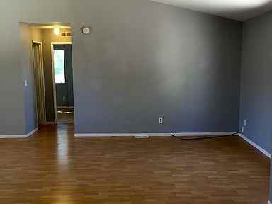 6817 27th St #NA - Photo 3 of 5