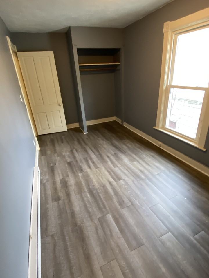 1003 Ne Monroe St #A - Photo 3 of 9