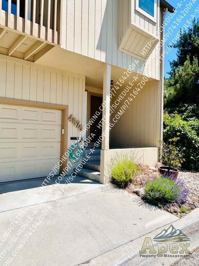 4870 N Wildrye Dr - Photo 3 of 30