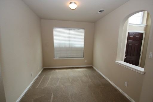 4101 Volk Ct - Photo 3 of 19