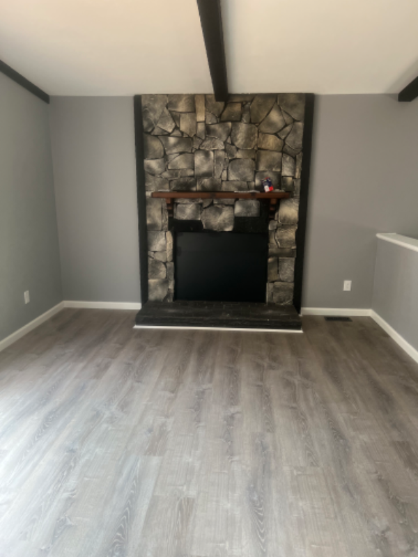 1723 Fairfax Dr - Photo 3 of 14