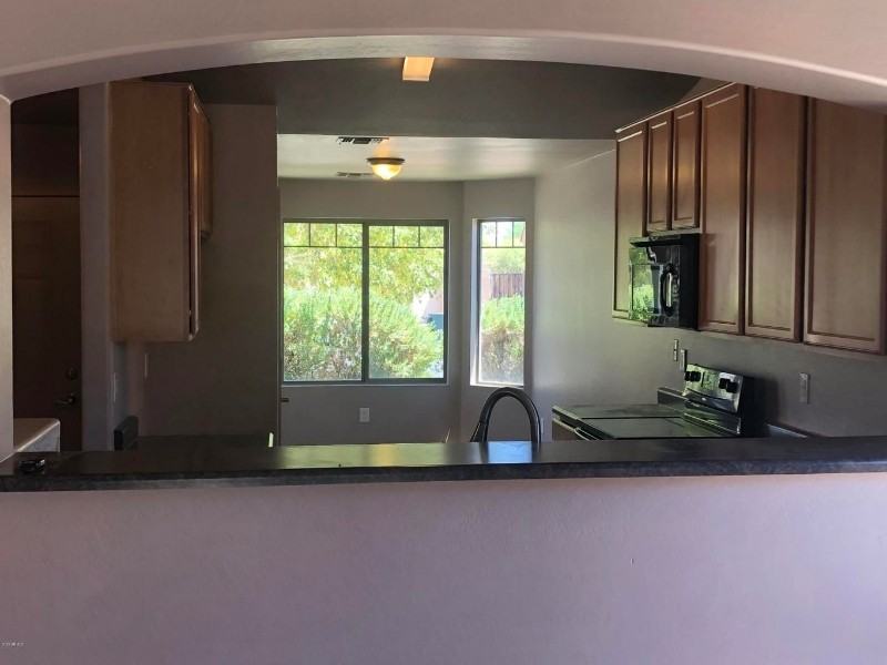 743 E Wolf Hollow Dr - Photo 7 of 20