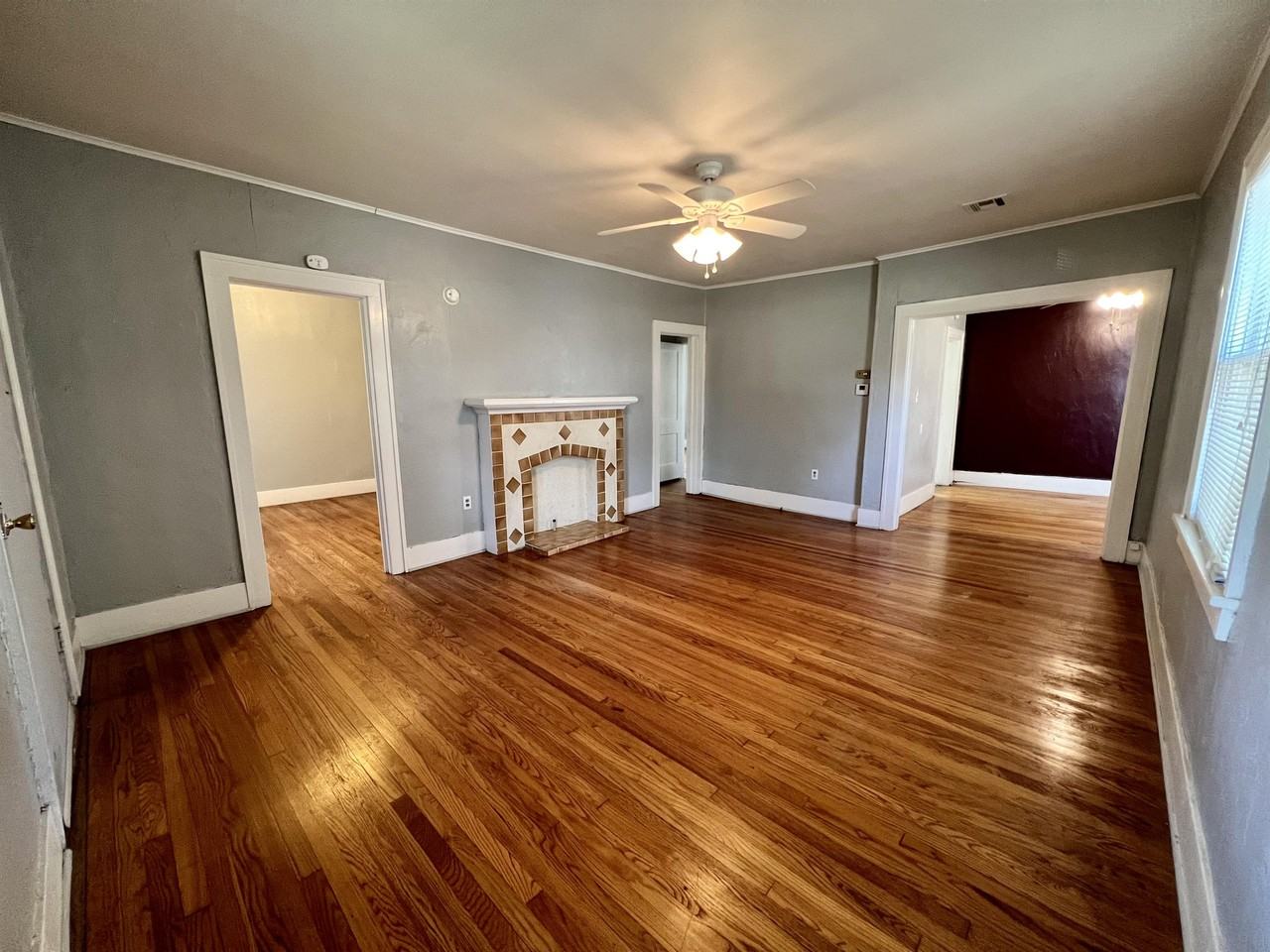 1501 Nw 42nd St #1 - Photo 3 of 16
