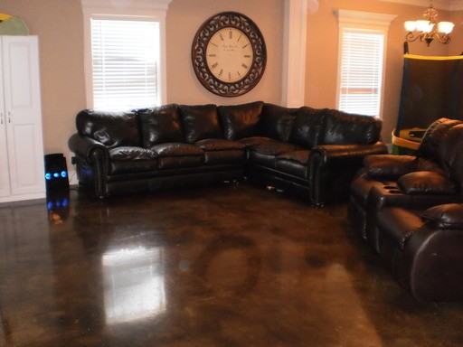 10821 FM 16 - Photo 3 of 16