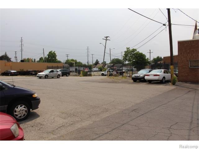 6550 Chase Rd - Photo 2 of 25