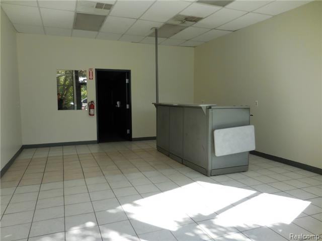 15320 Michigan Ave - Photo 2 of 15