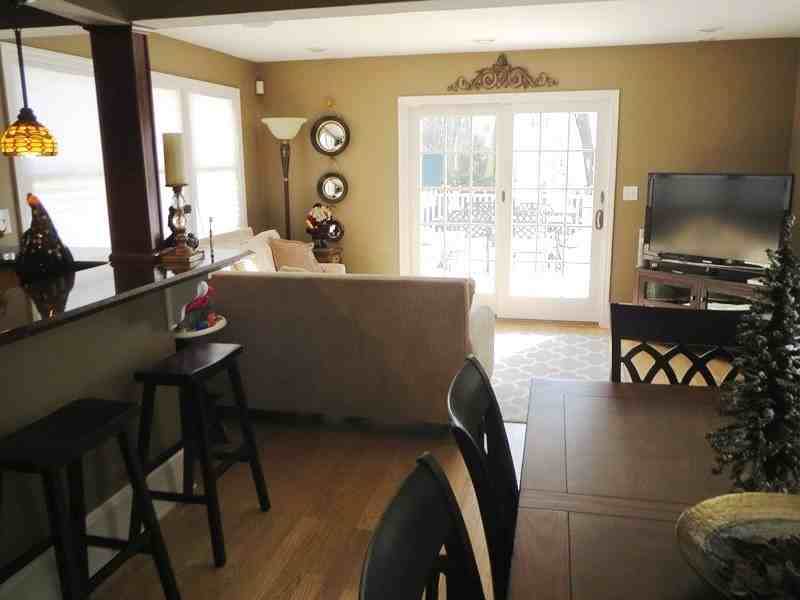 8 Dumont Rd - Photo 3 of 21