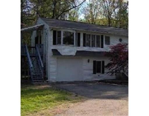 11A B Herricks Ln #B - Photo 2 of 10