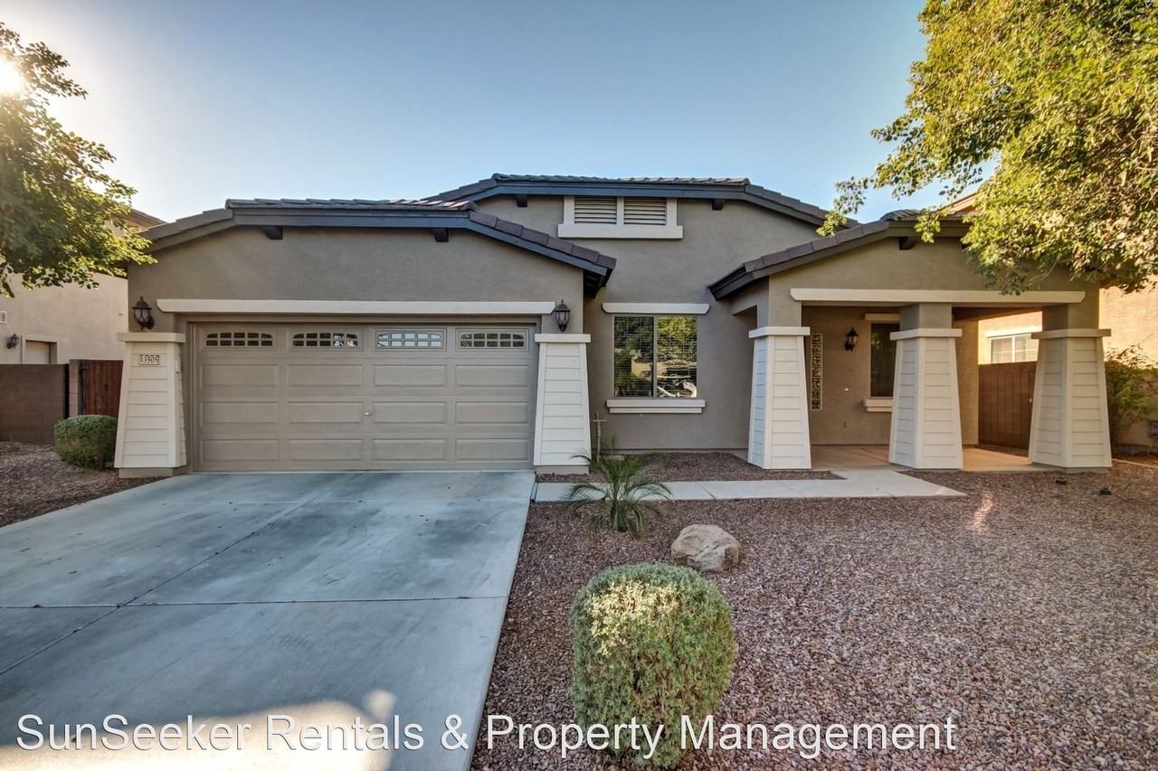 13505 W Catalina Dr - Photo 2 of 32