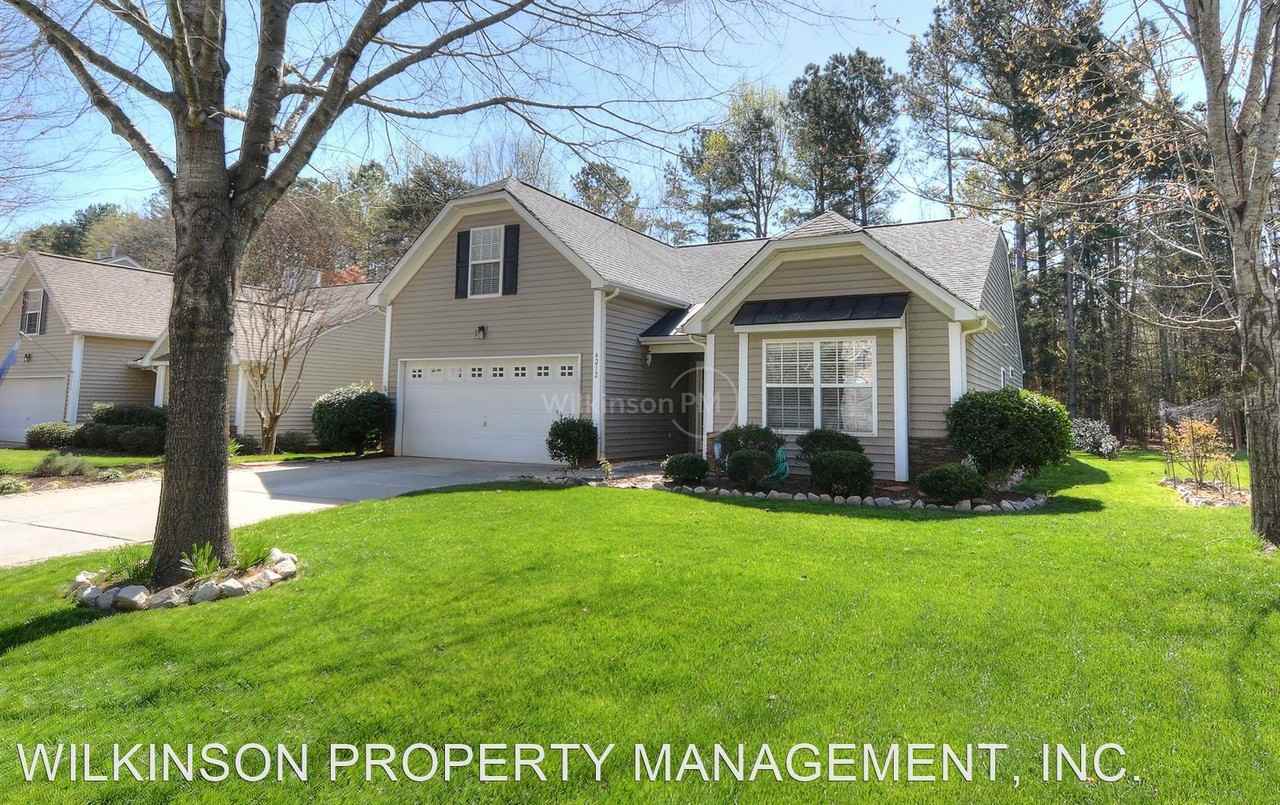 4212 Wiregrass Rd - Photo 3 of 33