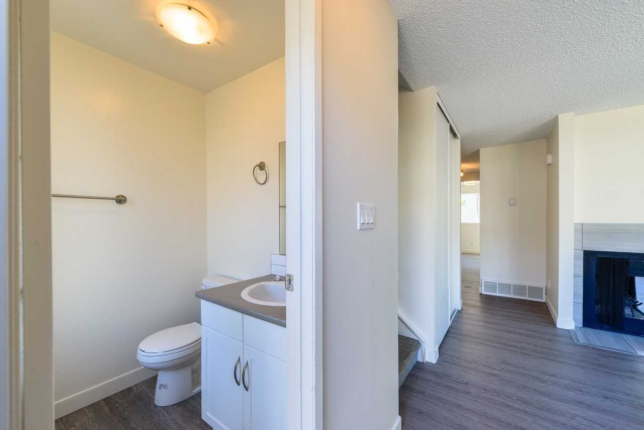 Granville Square Apartments 3737 26 Ave Nw, Edmonton, AB T6L 5L8 Zumper