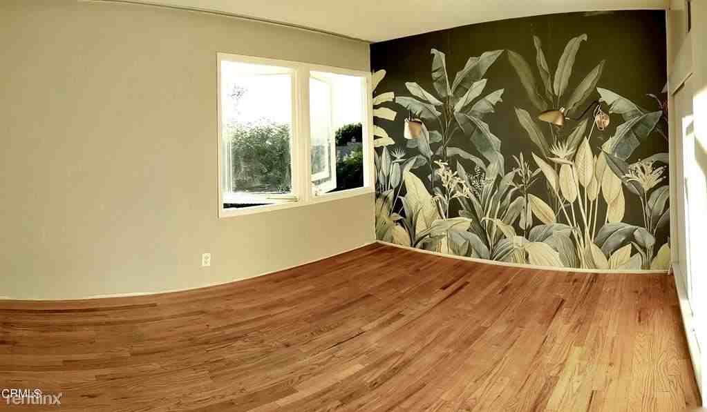 101 South Ln - Photo 2 of 8