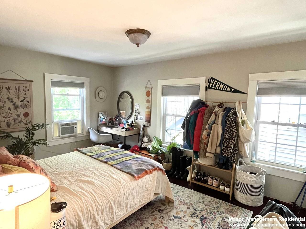 Harvard St - Photo 7 of 10