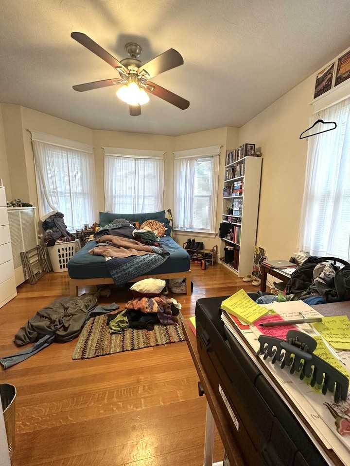 Henshaw St - Photo 5 of 11