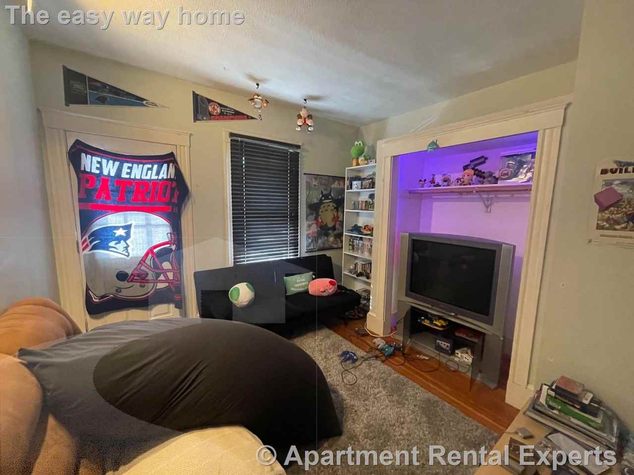 23 Curtis St #2 - Photo 2 of 23
