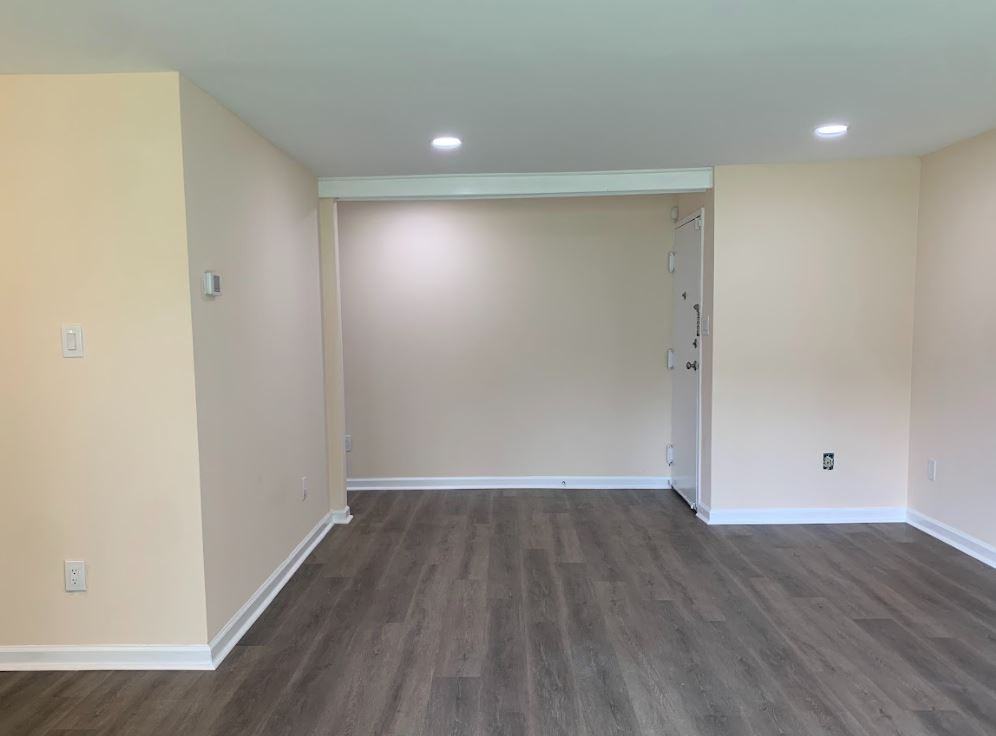 3328 Huntley Square Dr #2 - Photo 3 of 20