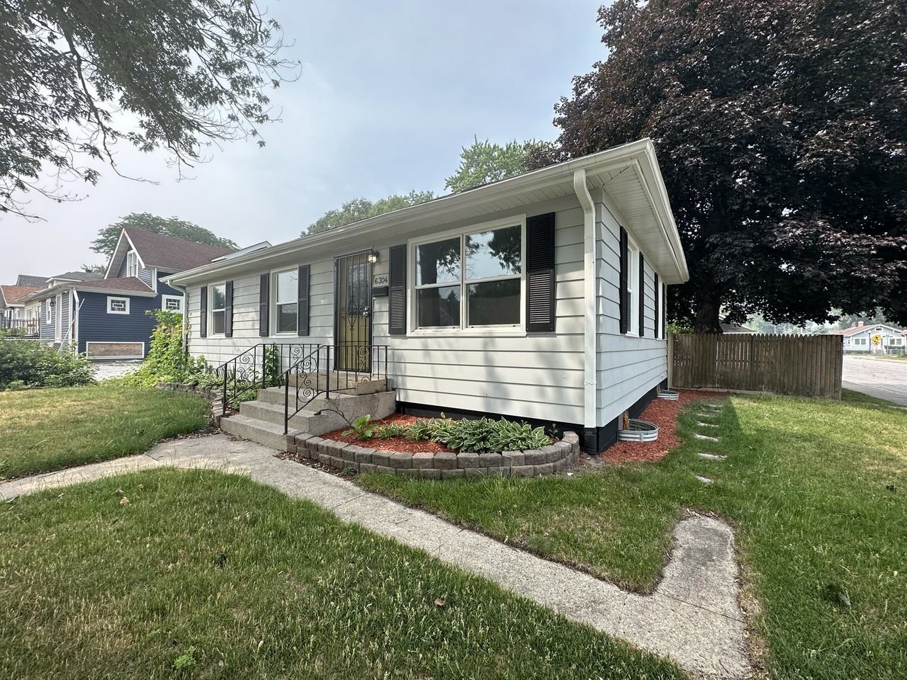 6304 Madison Ave - Photo 2 of 25