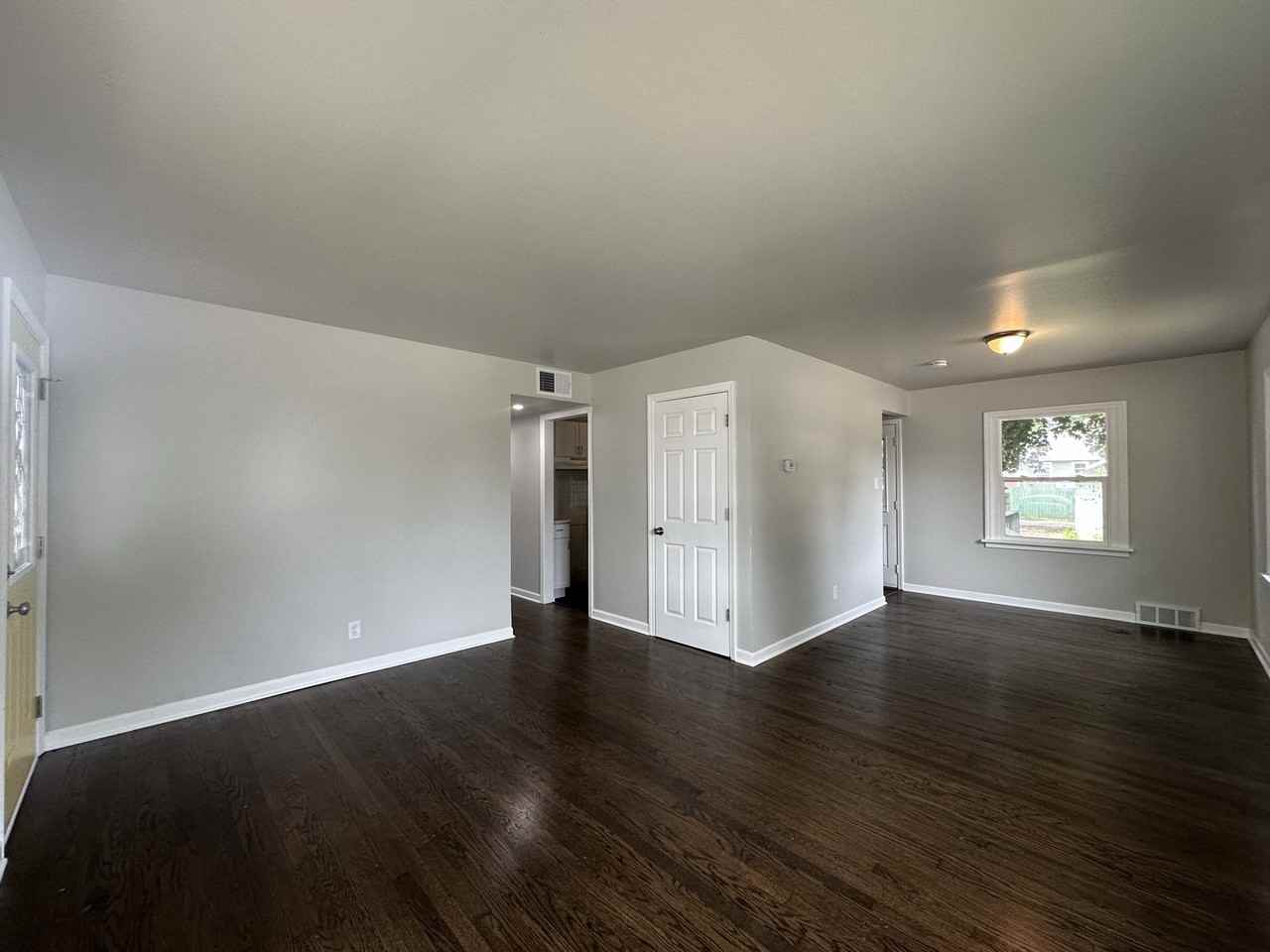 6304 Madison Ave - Photo 3 of 25