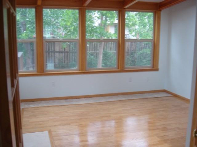 1205 Drexel St - Photo 6 of 12