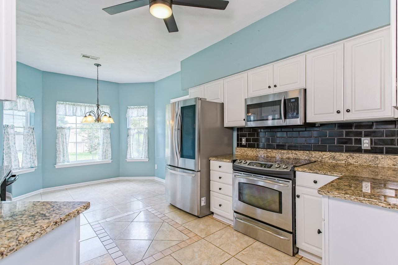 3980 Pleasant Valley Rd - Photo 3 of 12